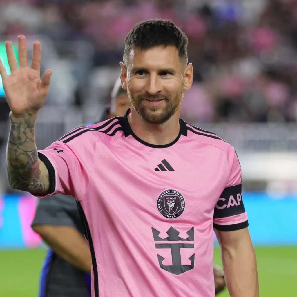 10 самых лучших футболистов-нападающих в 2024 году