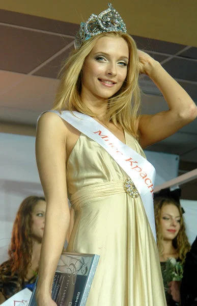 16 самых красивых девушек Краснодара в 2025 году