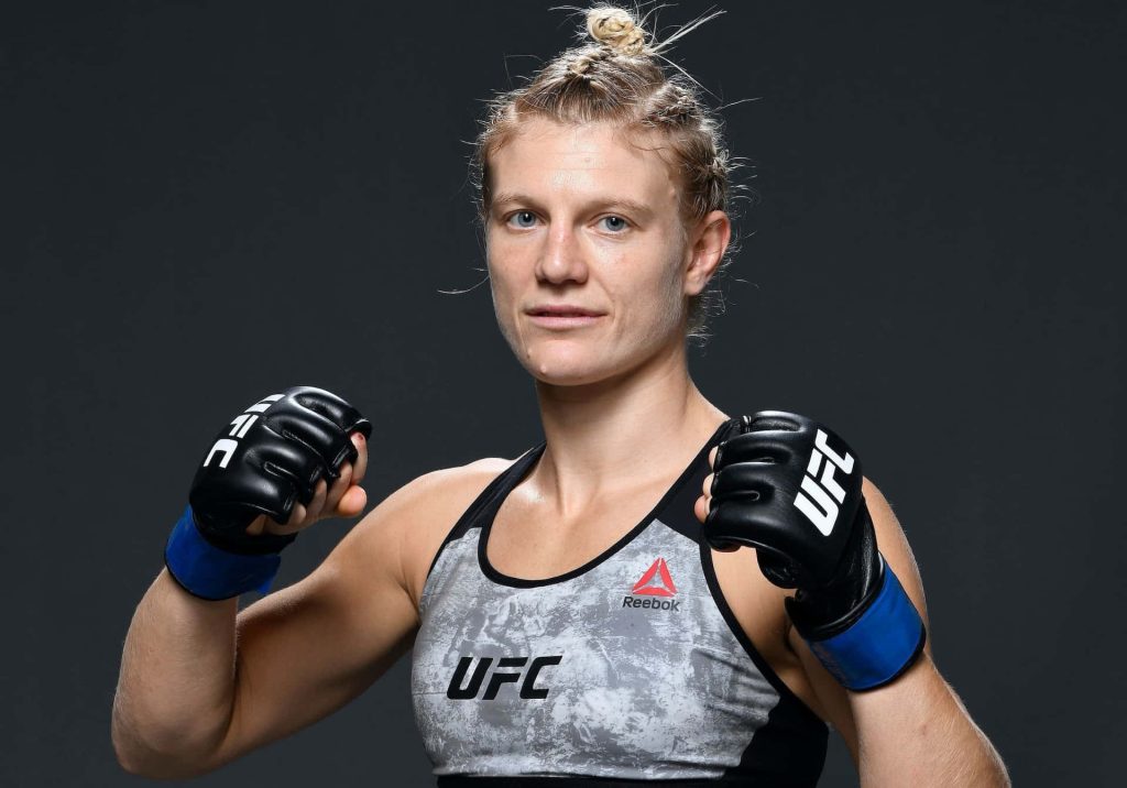 20 красивых девушек-бойцов UFC