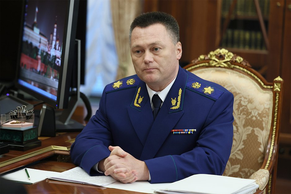 Какая зарплата у Игоря Краснова в день в 2025 году