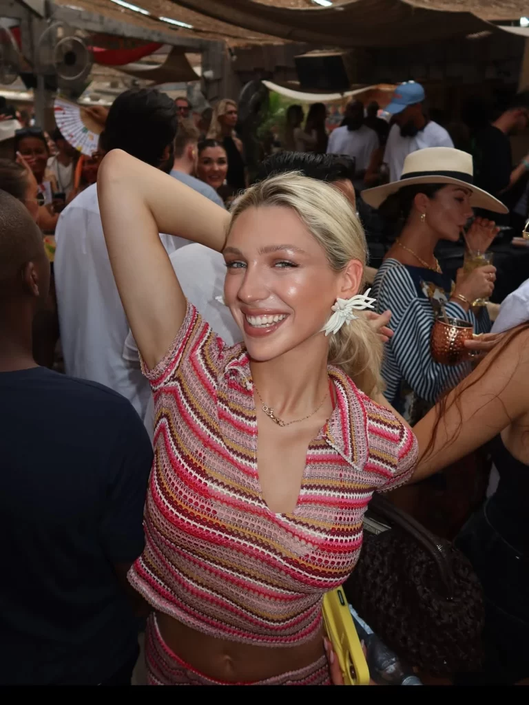 12 сексуальных девушек ведущих спортивных программ