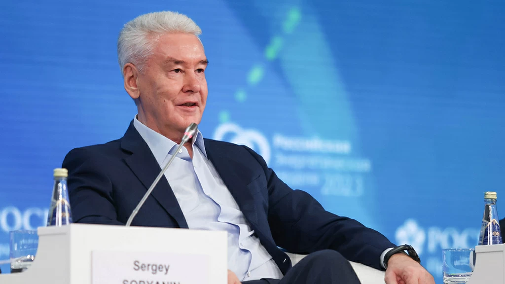 Какая зарплата у Сергея Собянина в день в 2025 году