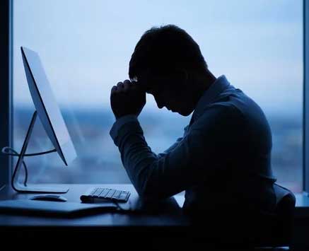 Работа в Британии теряет человеческое лицо: ИИ оставил айтишников без шансов