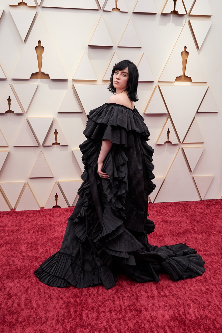 ТОП-20 самых красивых девушек в черных платьях (ФОТО)