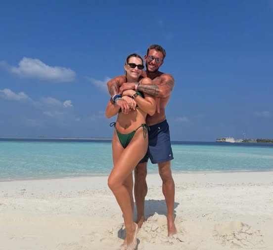 Георгиос Франгулис и попа Арины Соболенко (ФОТО)