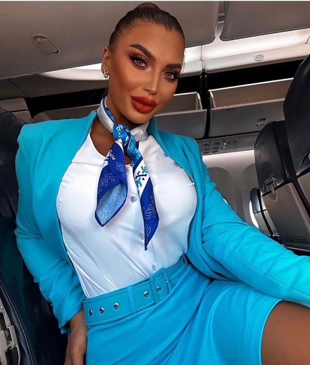 30 самых сексуальных стюардесс (ФОТО)