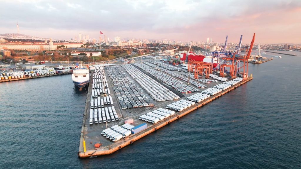 10 стран с наибольшим профицитом внешней торговли в 2025 году