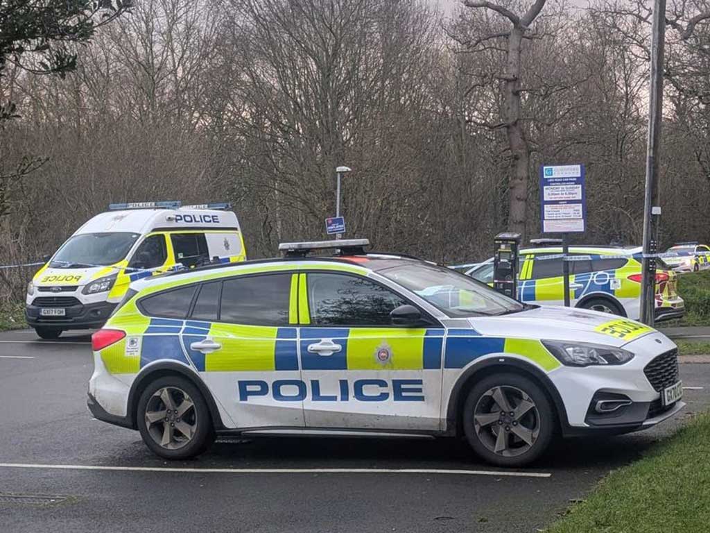 Что известно о трагическом убийстве 15-летнего подростка в Гилфорде - хронология событий