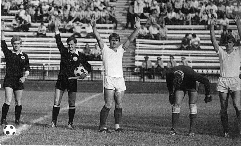 Что нужно было сделать, чтобы играть в сильнейших футбольных клубах СССР?