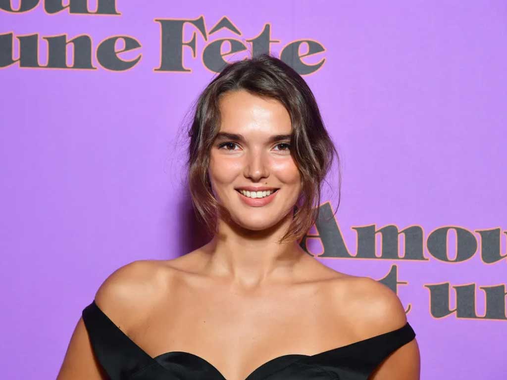 Кем работает девушка Шона Пенна - всё о Валерии Николовой Кем работает девушка Шона Пенна - всё о Валерии Николовой