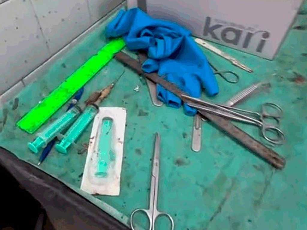 Скандал в морге Тулуна: видео Артема Павлечко, антисанитария и задержание