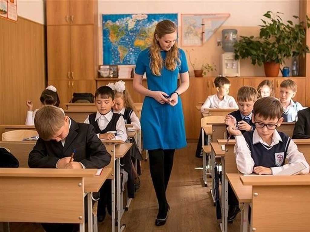 Что изменится в зарплате педагогов с 1 января 2026 года: оклад 70% и индексация