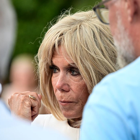 ТОП-25 ФОТО жены президента Франции, которые нельзя пропустить