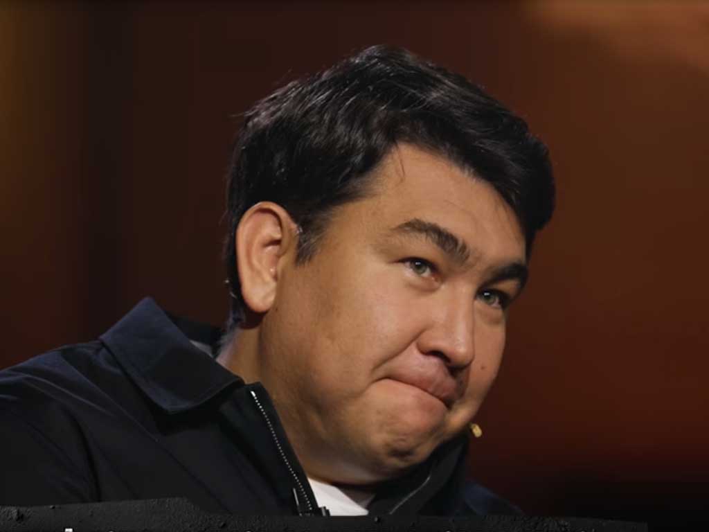 Сколько денег у Азамата Мусагалиева в 2026 году: состояние и доходы артиста Сколько денег у Азамата Мусагалиева в 2026 году: состояние и доходы артиста