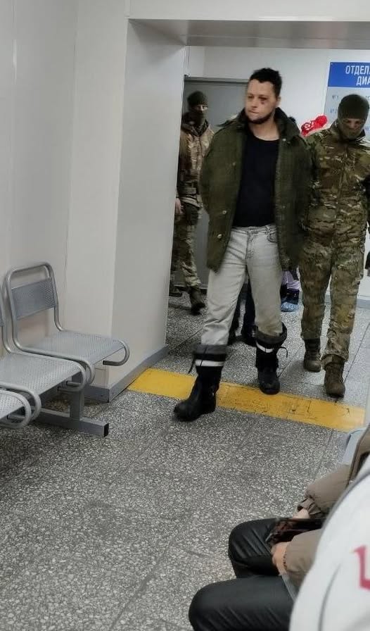 Скандал в морге Тулуна: видео Артема Павлечко, антисанитария и задержание