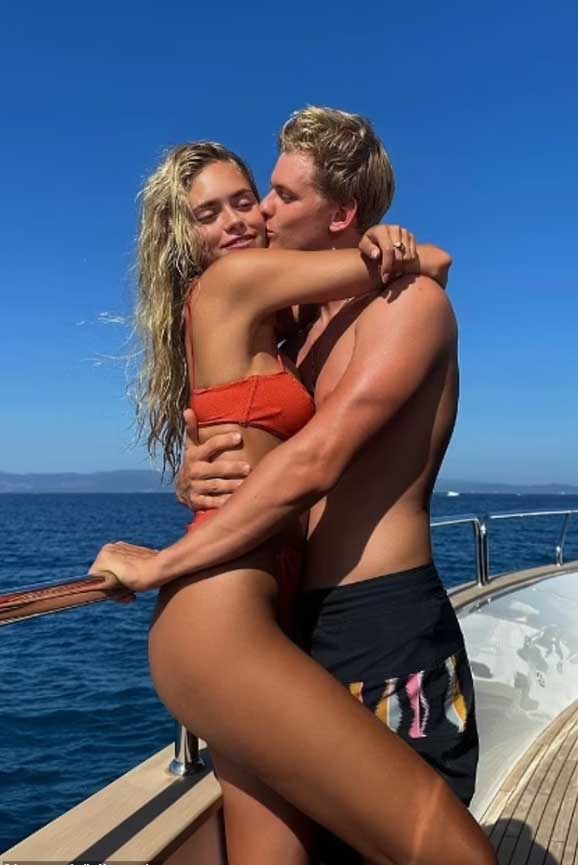 Кто такая Лайла Хасанович: девушка Янника Синнера, модель и путешественница