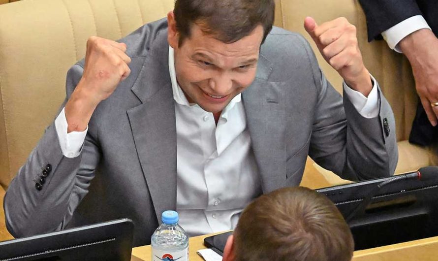 Что известно о доходах семьи депутата Андрея Дорошенко: его дети арестованы