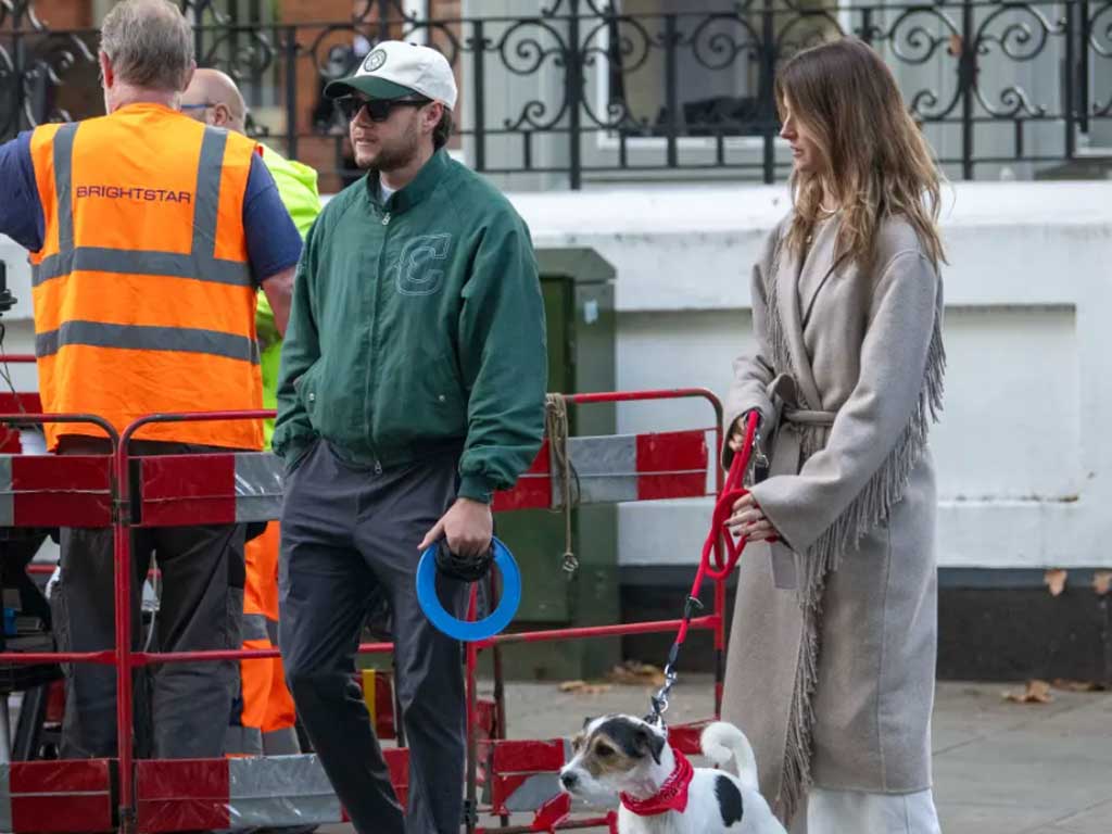 Собака Томми и домашний рай: Найл Хоран раскрыл детали жизни с Амелией Собака Томми и домашний рай: Найл Хоран раскрыл детали жизни с Амелией