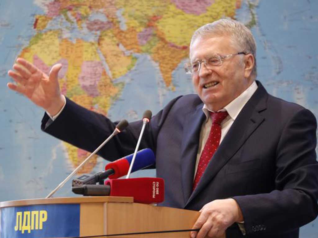 Какие языки знал Владимир Жириновский и где их изучал - полный список
